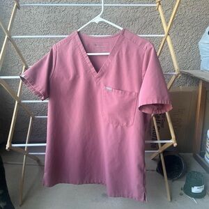 Figs Women's V-Neck Scrub Top — Rosewood Pink